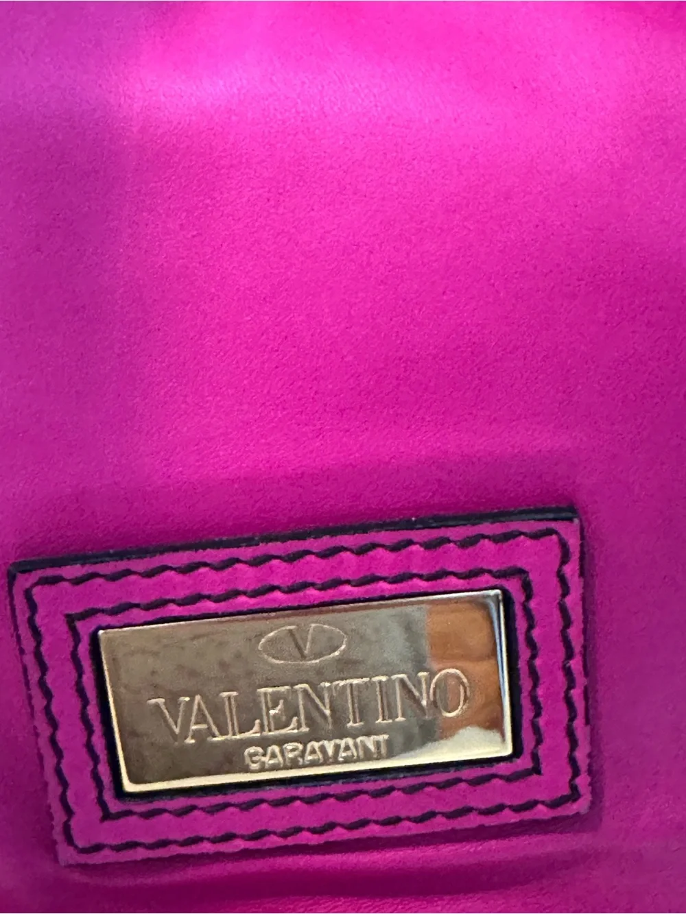 Authentic Valentino Garavani Pink/Fuchsia Shoulder Bag.